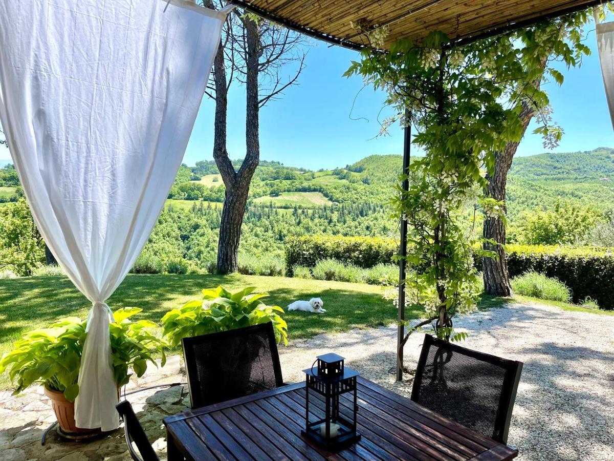 La Panoramica Gubbio - Maison De Charme - Casette E Appartamenti Self Catering Per Vacanze Meravigliose! Exterior photo